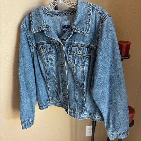 Hand painted Pac-Man denim jacket - Picture 2 of 3